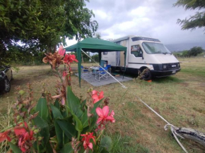 Camper nel Camping Etna Zafferana Etnea